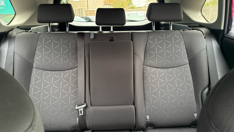 Toyota RAV4 2.5 VVT-i Hybrid Design 5dr CVT Hybrid Estate